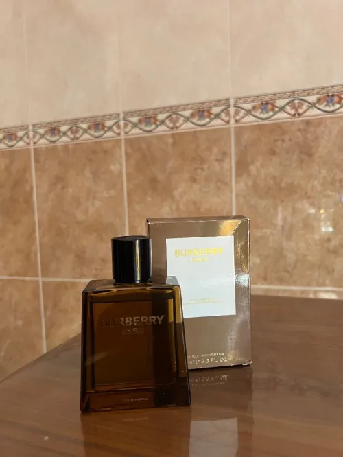 Original BURBERRY HERO avc boîte entamé