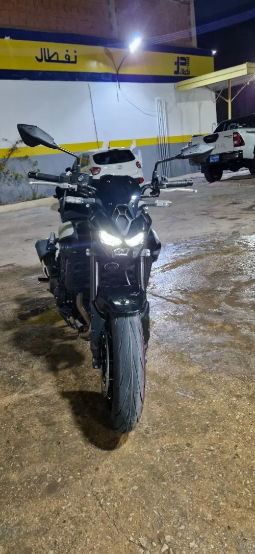 Kawazaki Z900 CCR 2025