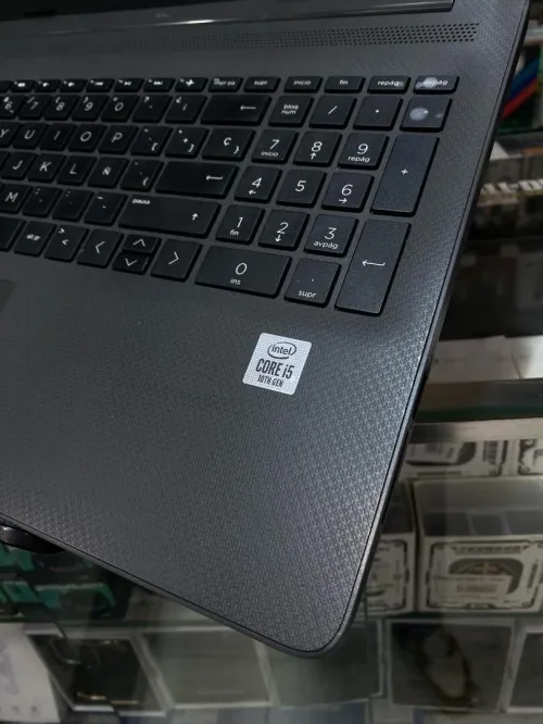 HP 250 G7 I5 10th 8GB 256GB SSD 15.6 FHD