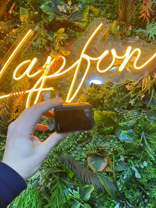 INSTA360 ACER 2 PRO + SUPPORT