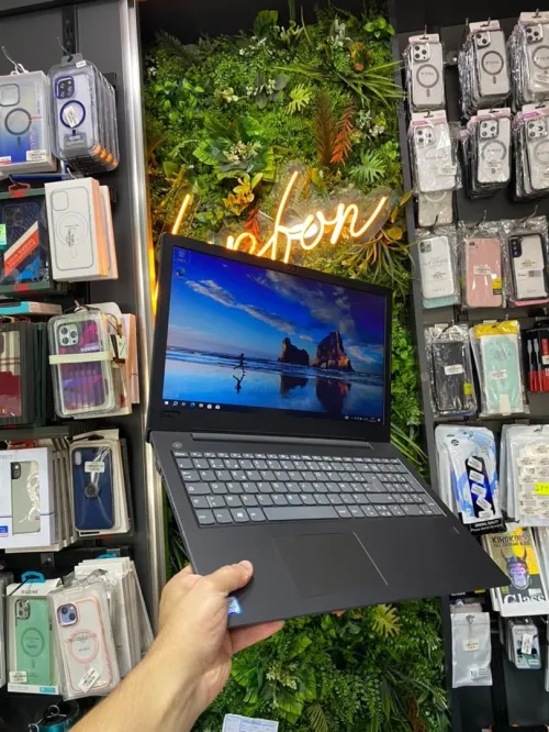 LENOVO V330 I5 8th 4GB 500GB HDD 15.6 FHD