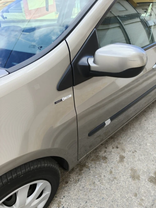 Renault Clio 3 2011 Night and Day