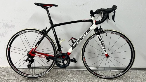 Velo course Lapierre sensium 200
