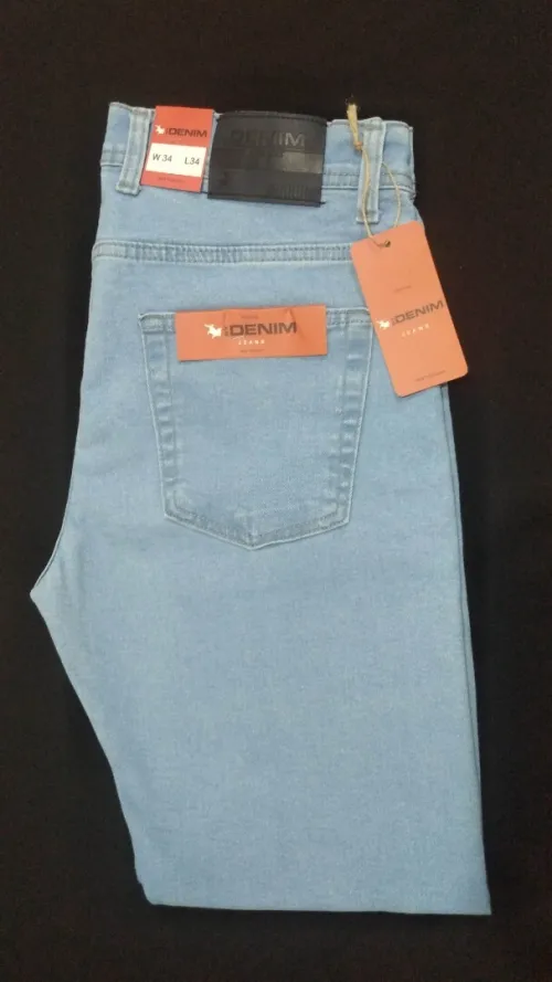 Pantalon jeans et la toile