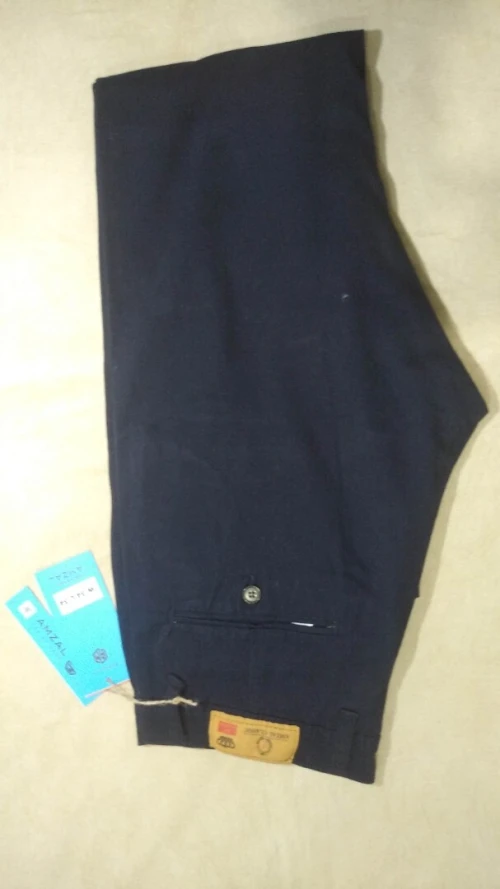 Pantalon jeans et la toile