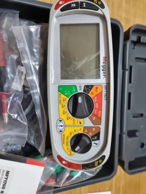 MFT 1825 MEGGER