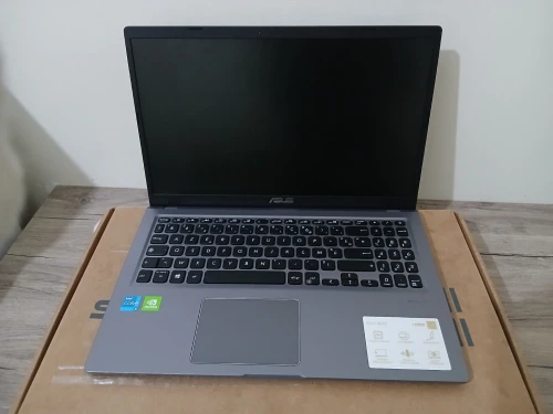 ASUS X515E Gaming