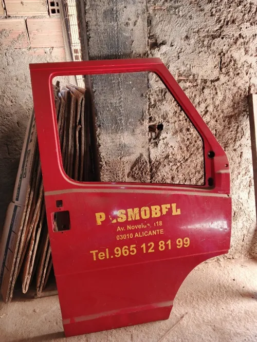 port j5 cote droite 