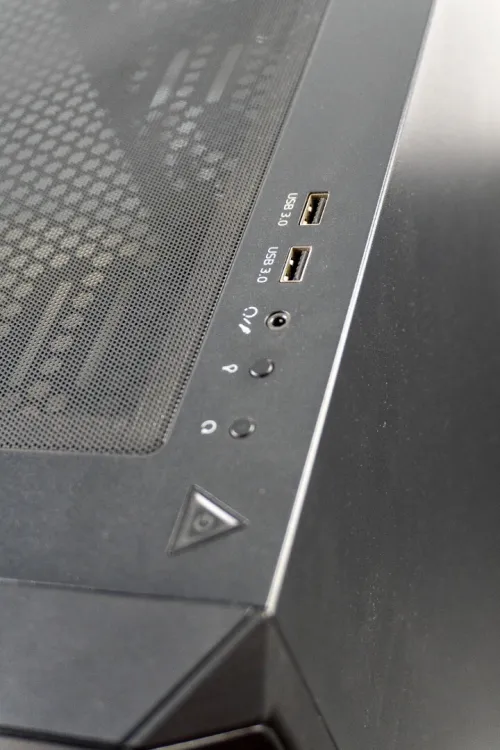 PC fixe gaming - Ryzen 5 3600 + RTX 3070 Ti (16 Go RAM, SSD + HDD)
