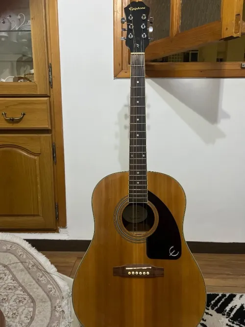 Guitar epiphone 