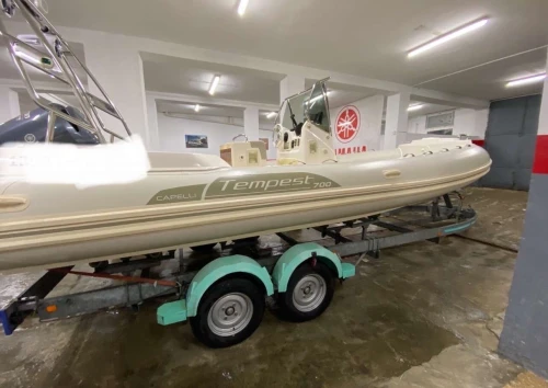 Bateau semi rigide 