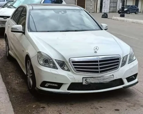 Mercedes Classe E 2012 AVANTGARDE Pack AMG