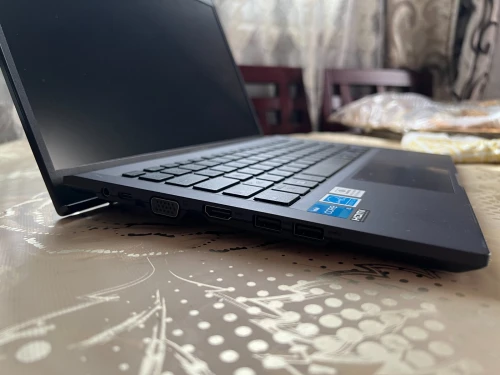 Asus ExpertBook B1400C Intel Core i3-1115G4 - 8GB - 256GB Ssd Avec NumPad