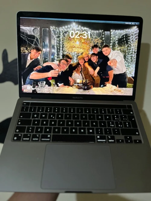 MacBook pro m1 icloud 