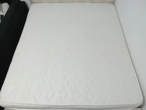Lit et matelas avec un prix unratable