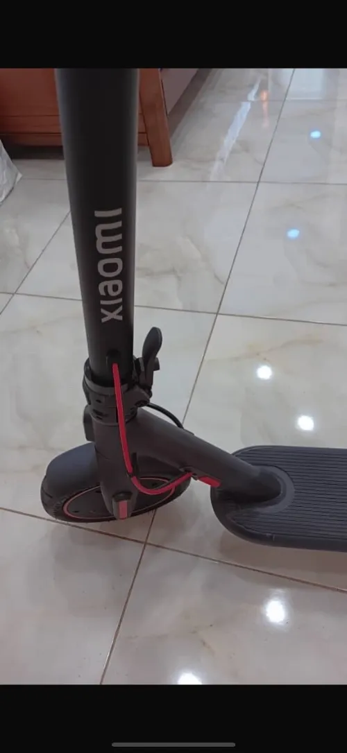 Trottinette électrique, Xiaomi 4 pro