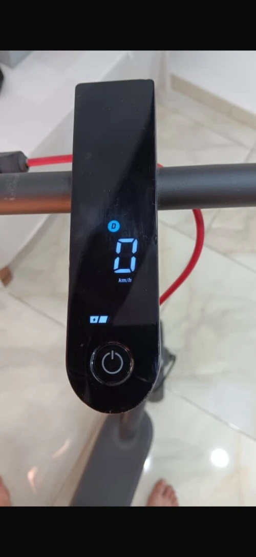 Trottinette électrique, Xiaomi 4 pro