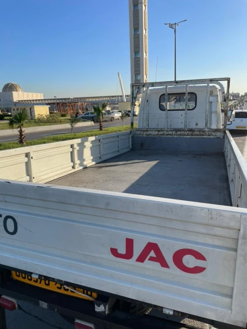 JAC 1025 2003