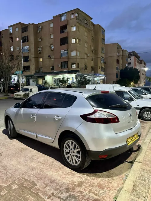 Renault Megane 3 2016 New Play