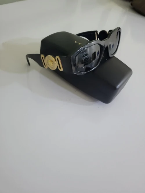 Lunettes de soleil