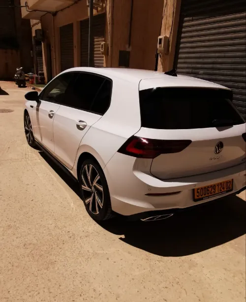 Volkswagen Golf 8 2024 R-Line