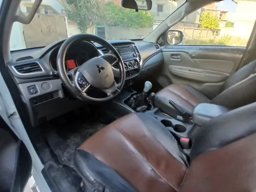 Mitsubishi L200 2020 Doube cabine Evolution