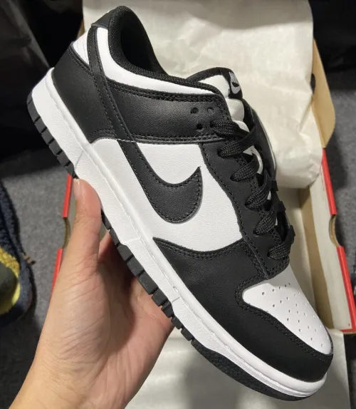 Basquettes Dunk Panda noir et blanc
