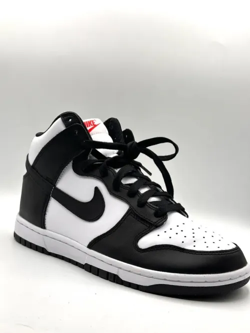 NIKE DUNK RETRO PANDA