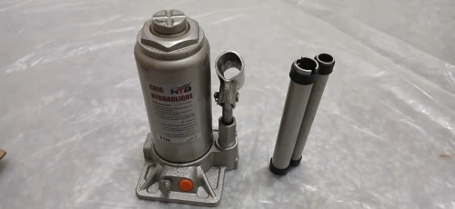 Vend CRIC Hydraulique 5 Tonnes  NTB
