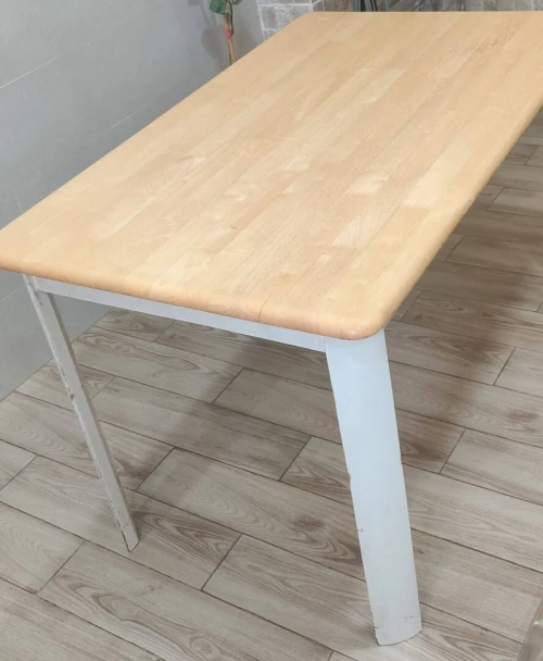 Table de cuisine importation Malaisie bois solide 