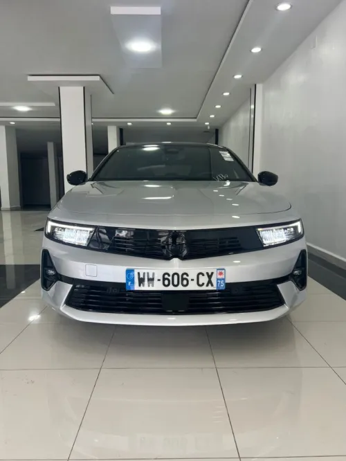 Opel Astra 2025 Js laine