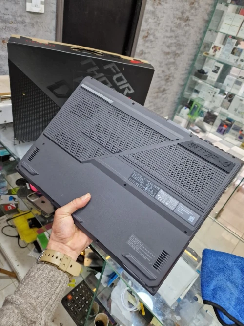 Asus ROG R7 RTX 3050ti