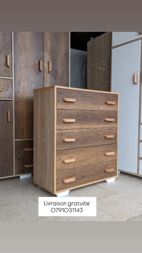 Commode de chambre 5- 7 tiroirs 