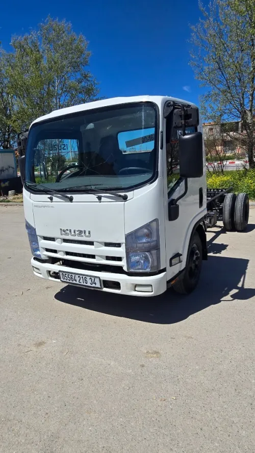 Isuzu Nmr 2016  سوبر جامبو كبينة صغيرة 2016