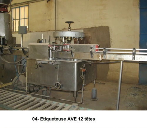 À VENDRE  MATÉRIELS COMPLETS POUR BOISSONS GAZEUSES