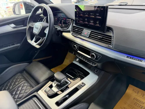 Audi Q5 2024 Sline
