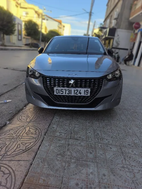 Peugeot 208 2024 Allure Pack