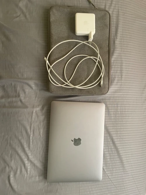 MacBook Pro 2020 M1 8/256