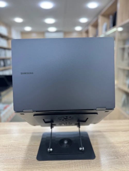 Samsung Galaxy Book 3 Pro 360 16 i7-1360P 16GB/512GB QWERTY AMOLED 120Hz