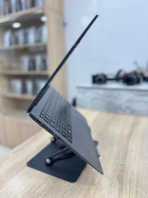 LG Gram 16  i5-1340P 16GB/512GB AZERTY 2.5K
