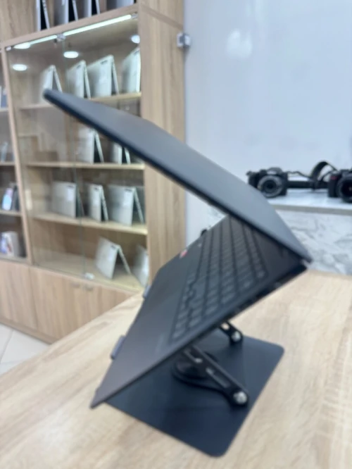 ASUS ZenBook 15 15.6 Ryzen 7 7735U 16GB/512GB oled 2.8K AZERTY