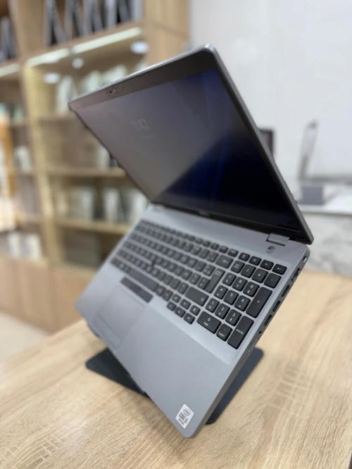 DELL Latitude 5510 15.6 i5-10210U 8GB/256GB AZERTY