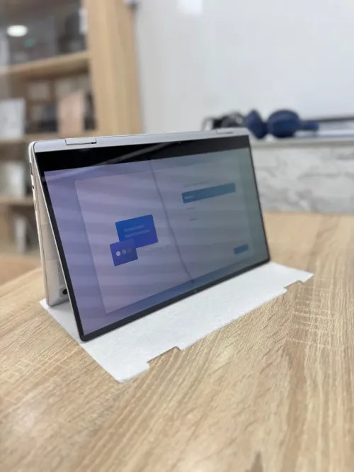 Samsung Galaxy Book 3 360 13.3 i7-1360P 16GB/512GB AMOLED Tactile