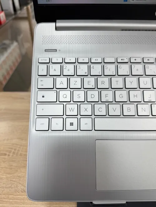 HP Laptop 15s 15.6 i5-1235U 16GB/512GB AZERTY