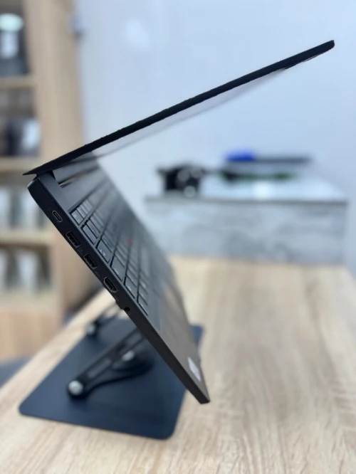 Lenovo ThinkPad E15 15.6 i5-10210U 8GB/256GB