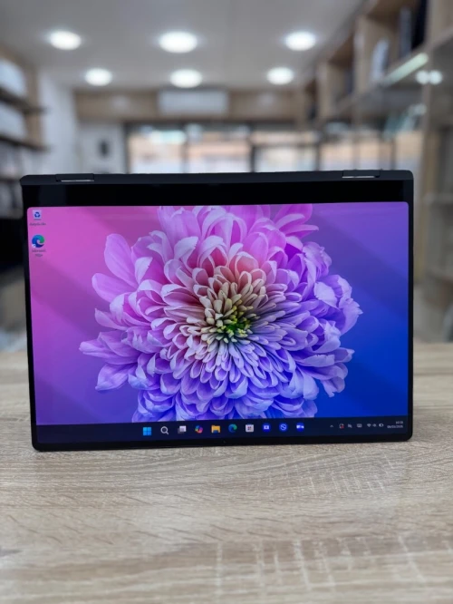 Samsung Galaxy Book 3 Pro 360 16 i7-1360P 16GB/512GB QWERTY AMOLED 120Hz