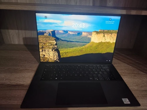 Station de travail Dell Precision 5550 i9-10885H, 32 Go, SSD 512 Go, 15,6 pouces, Quadro T2000