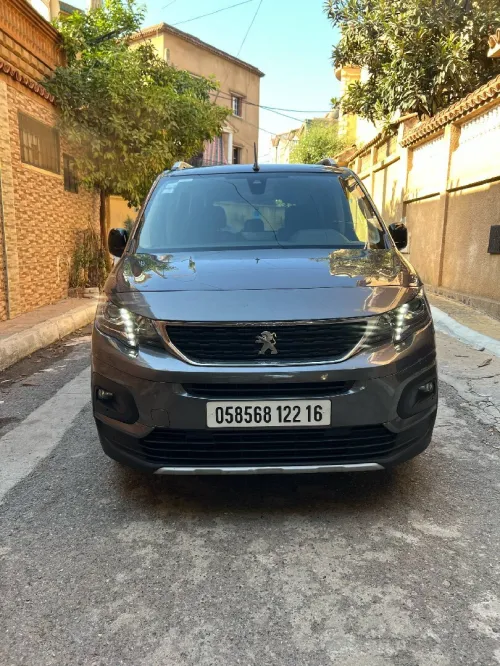 Peugeot Partner 2022 Tepee