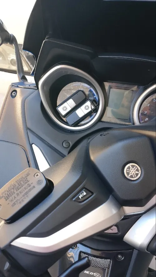 YAMAHA TMAX 