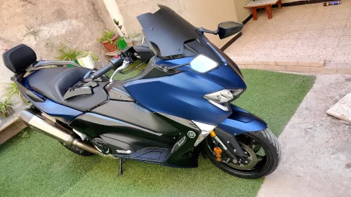 YAMAHA TMAX 